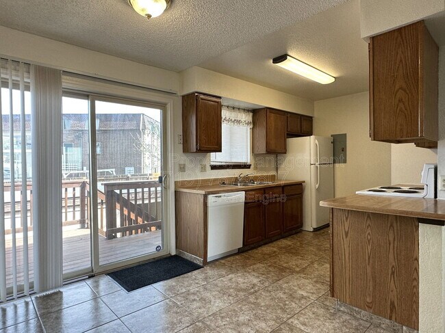 Foto del edificio - 328 Mt View Ln