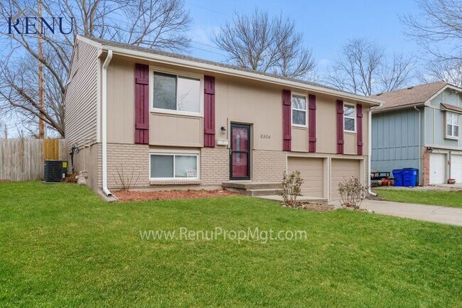 Building Photo - 6504 E 140th Terrace
