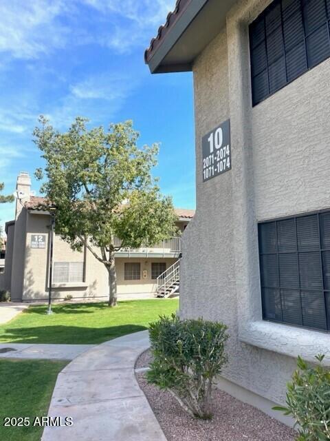 Foto del edificio - 533 W Guadalupe Rd