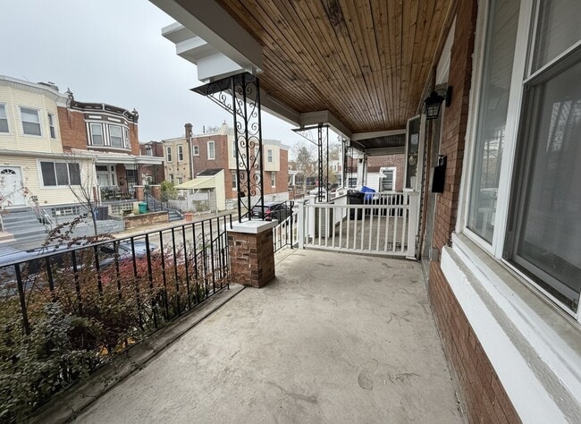 Building Photo - 615 S Conestoga St