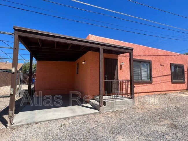 Foto del edificio - 2819 N Castro Ave