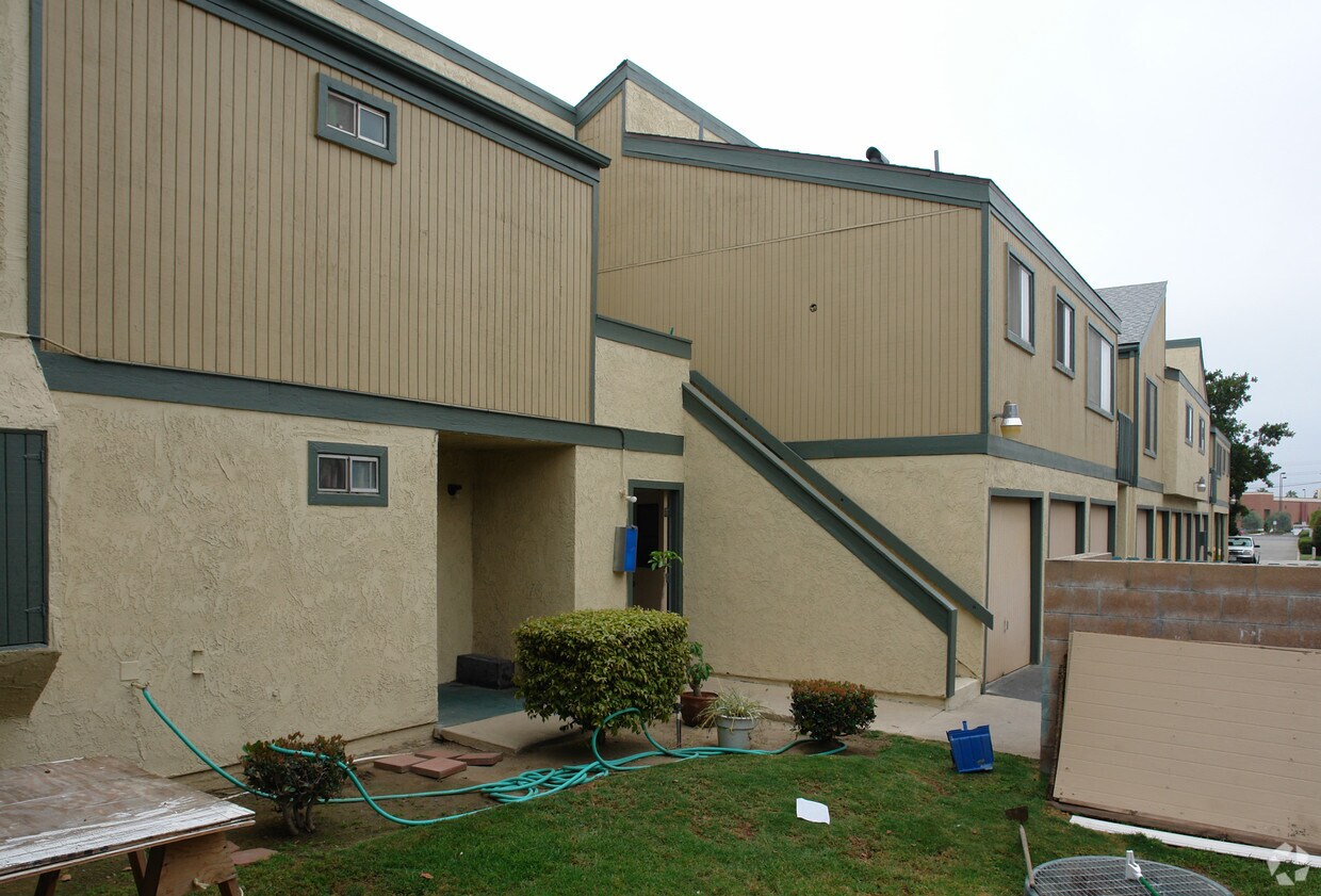 Foto del edificio - 7942 Aldrich Ave