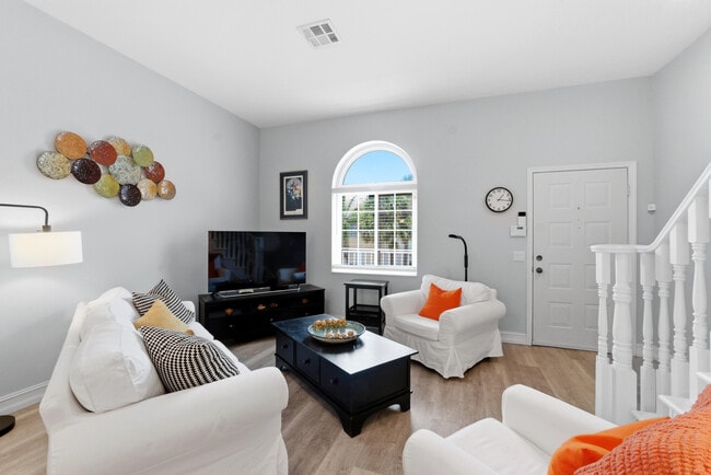 Foto del edificio - 2445 NE 14th St