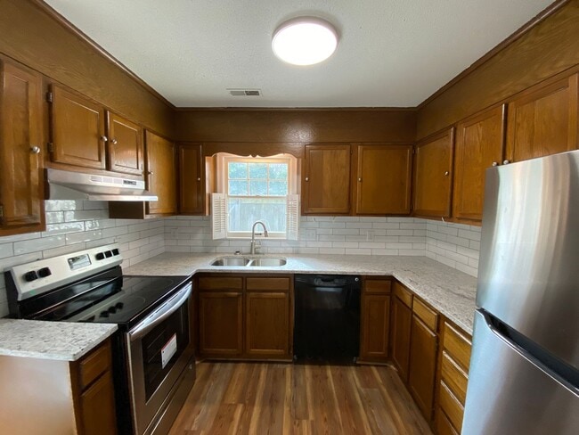 Photo - 503 Culpepper Ct Townhome