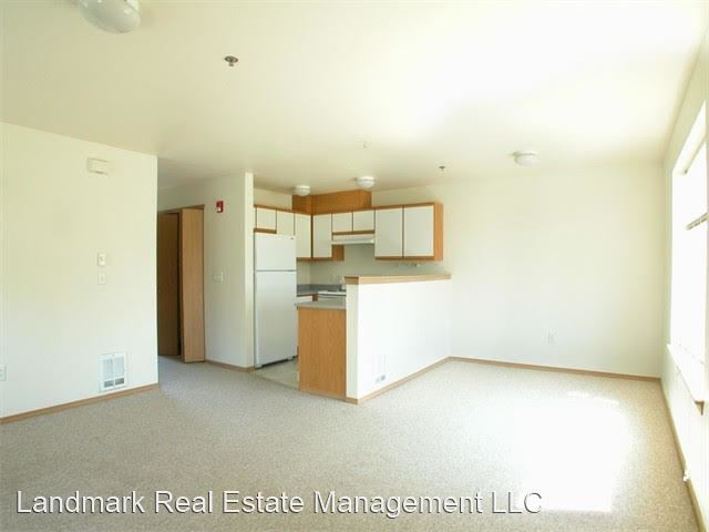 Building Photo - 1020 23rd St