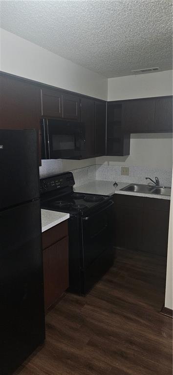 Foto del edificio - 632 Whitham Ave