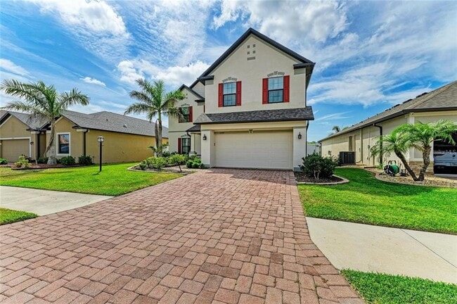 Building Photo - 2084 La Palma Ave