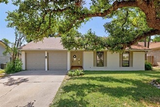 Building Photo - 10229 Missel Thrush Dr