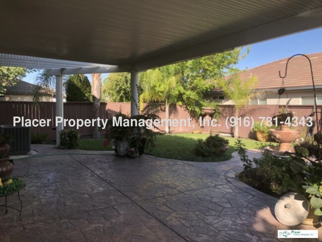 Foto del edificio - 783 Davenport Way