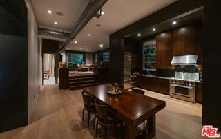 Foto del edificio - 710 Orlando Ave