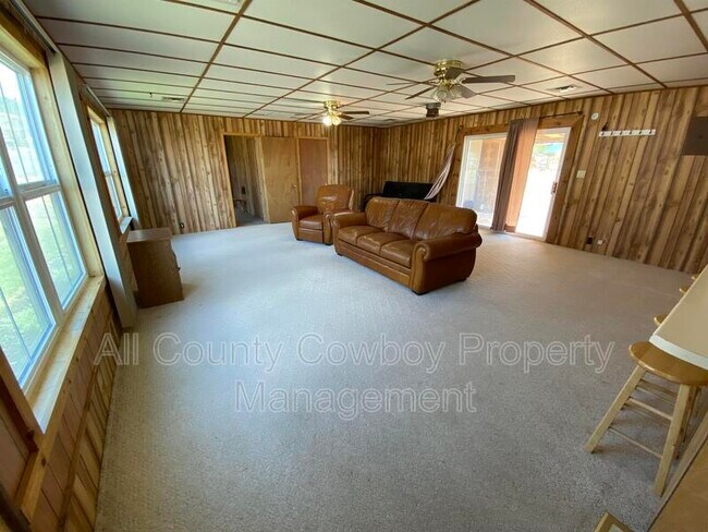 Foto del edificio - 2765 Hwy 130