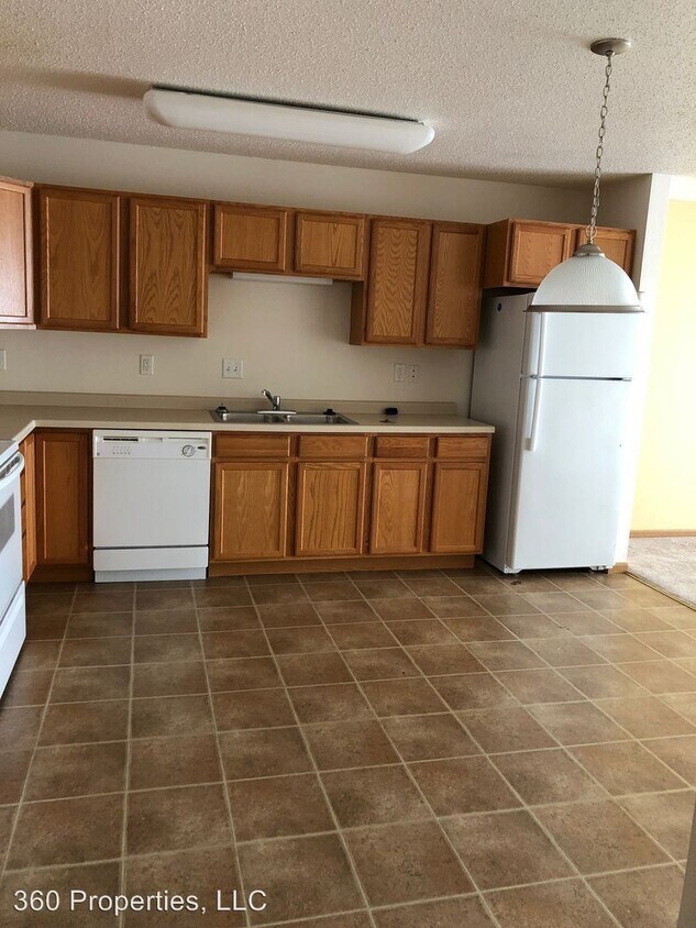 Foto principal - 3550 8th Ave S