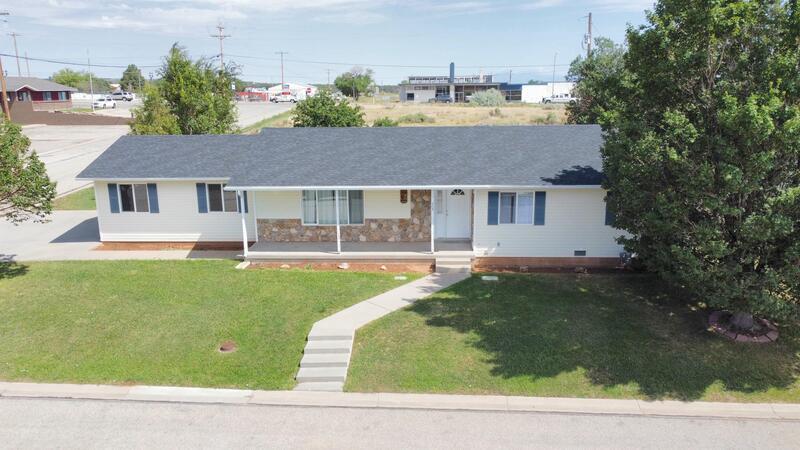 Foto principal - 465 Meadowlark Ln