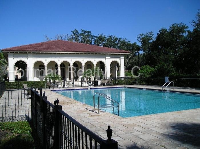 Foto del edificio - Three Story Townhome in Mission Village