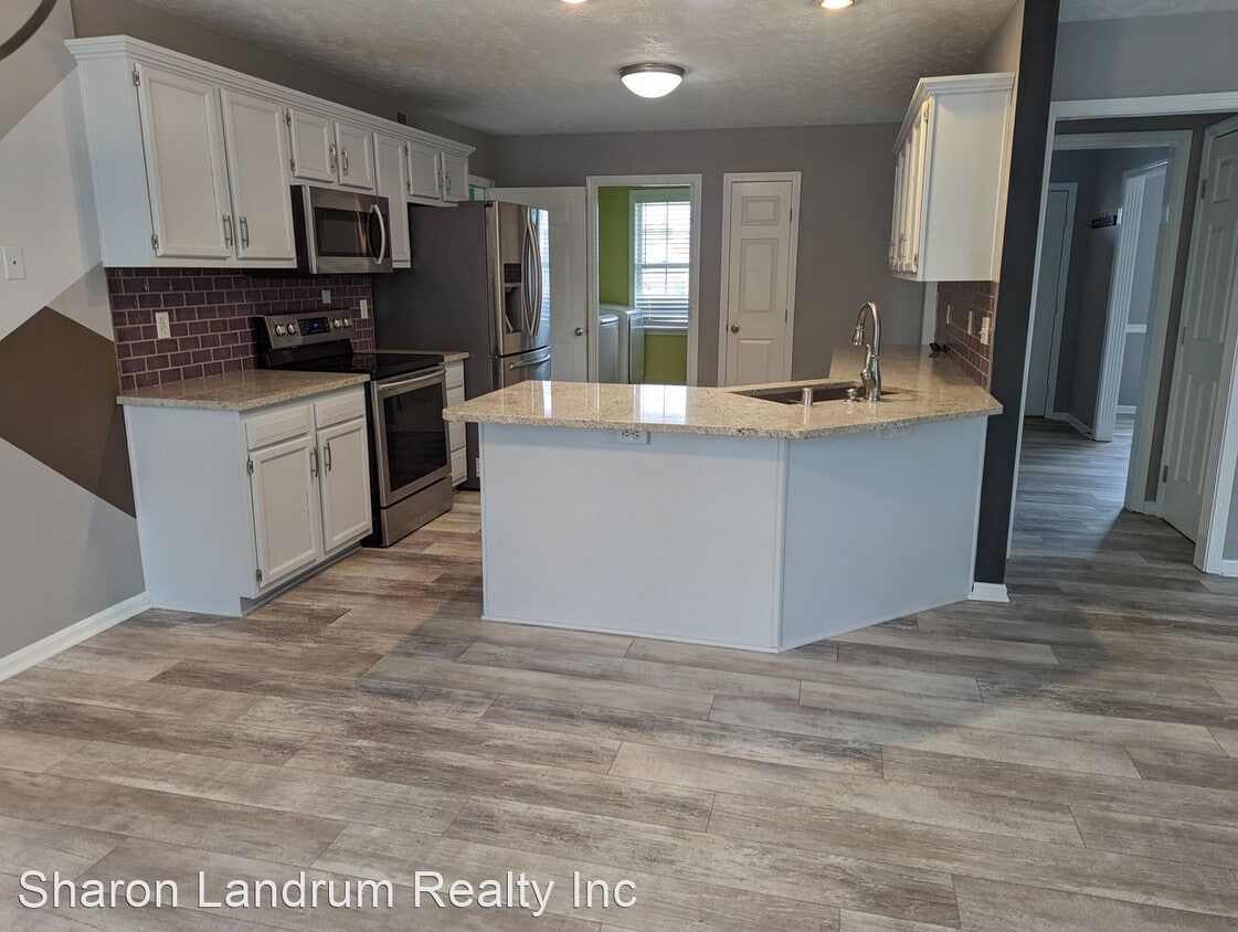 Building Photo - 3 br, 3 bath House - 4501 Oak Pointe Dr