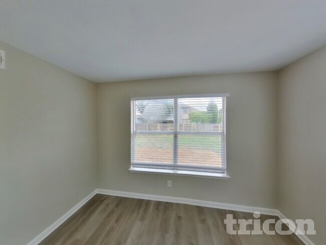 Building Photo - 7501 Trotter Ct