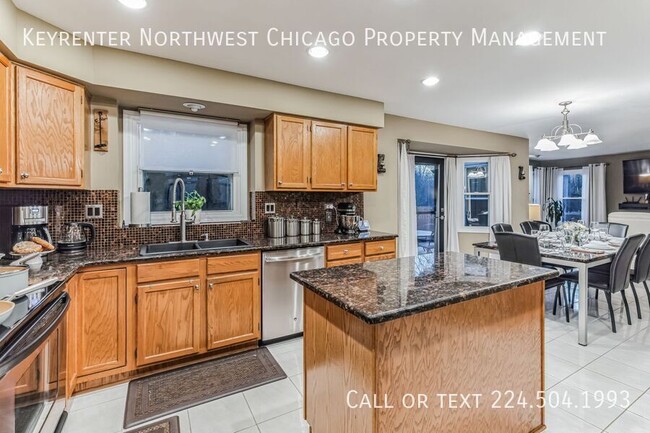 Foto del edificio - 324 Chesapeake Ln