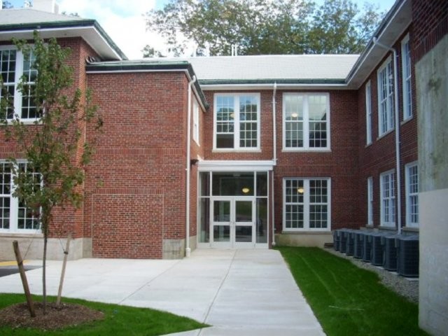 Foto del edificio - Fulton School Residences- Age 62+ Residences