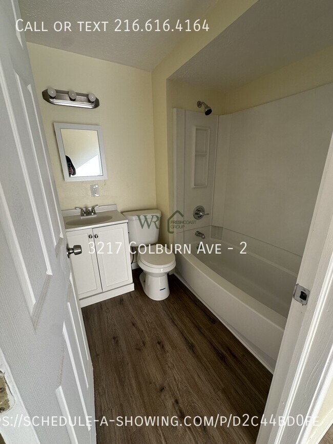 Foto del edificio - 3217 Colburn Ave