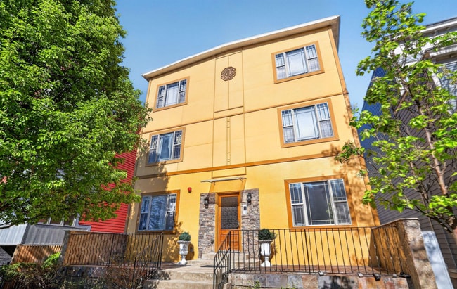 Building Photo - 3573 Warder St NW