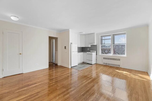 Building Photo - 8855 Bay Parkway