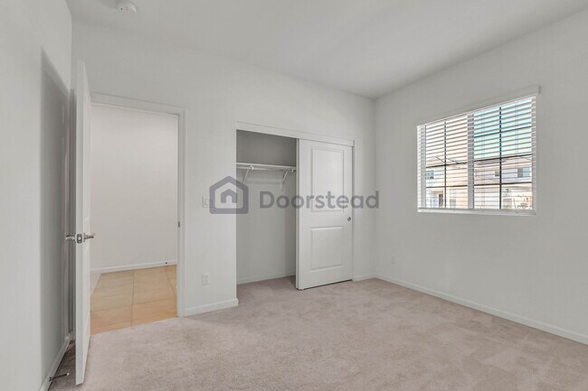 Building Photo - 9017 Osterville Dr
