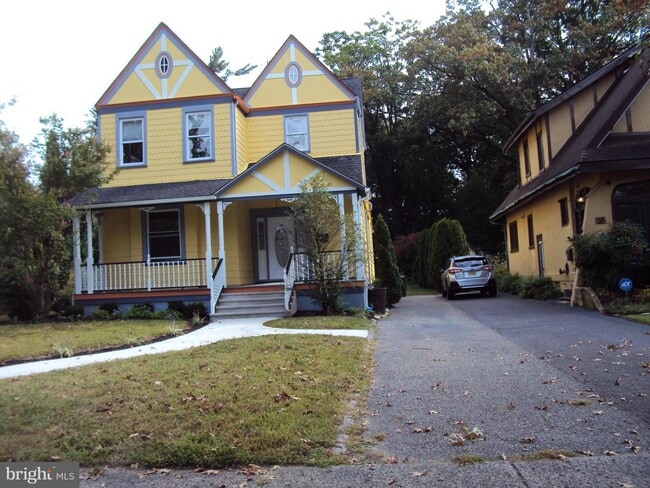 Foto del edificio - 54 W Walnut Ave