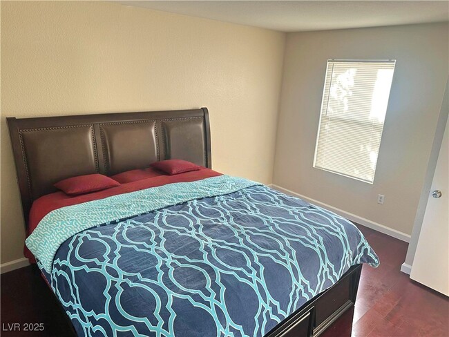 Foto del edificio - 555 E Silverado Ranch Blvd