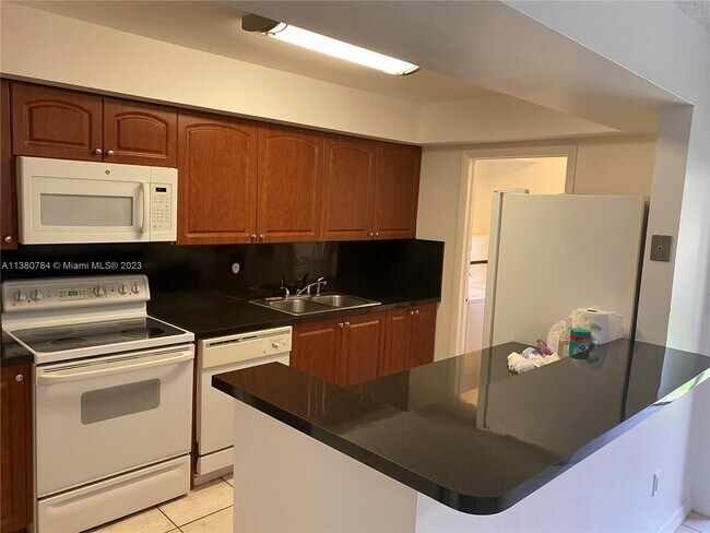 Foto del edificio - 8401 SW 107th Ave