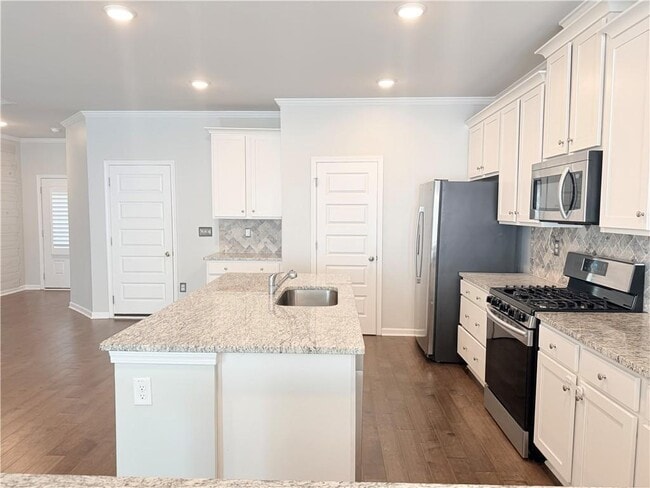 Building Photo - 2104 Shetley Creek Dr