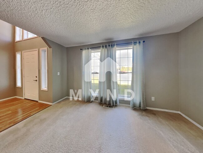 Building Photo - 2711 NE 154th Ct