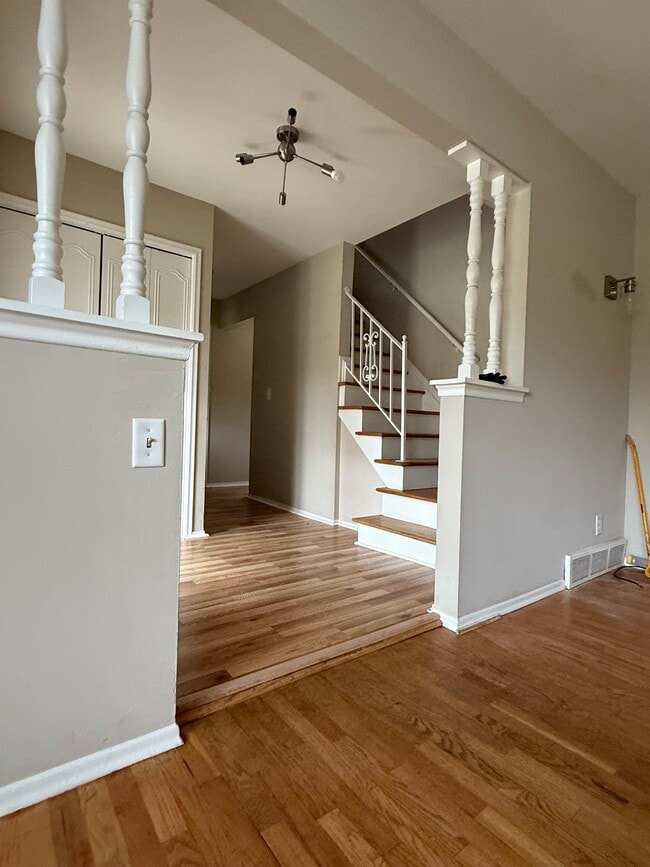 Photo - 793 Tarleton Ave House