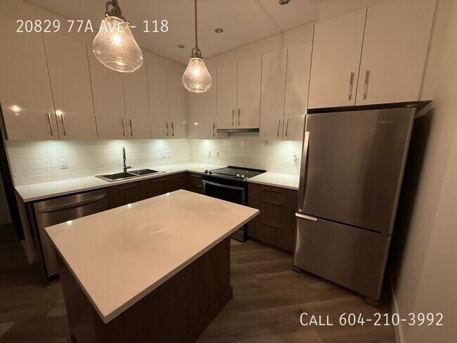 Photo du bâtiment - Desirable Condo in Willoughby Heights