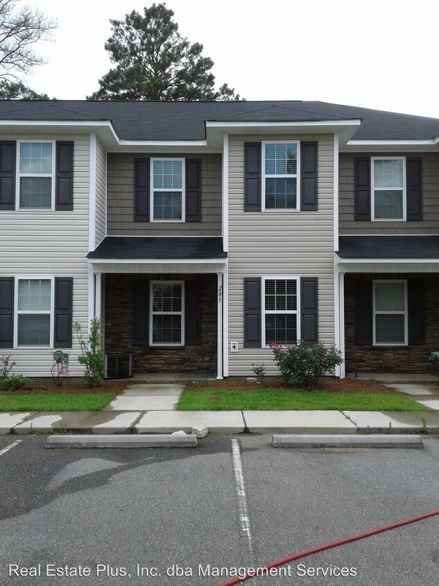 2 br, 2.5 bath Apartment 205 Grove Lane Condo for Rent in Havelock