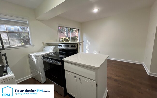 Foto del edificio - 5726 Quince Rd