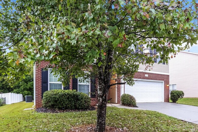 Foto del edificio - 5015 Abode Lily Ln