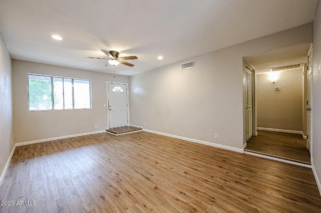 Photo - 3016 W Libby St House