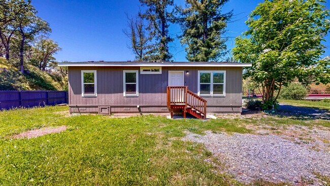 Foto del edificio - 5326 Briggs Ranch Rd