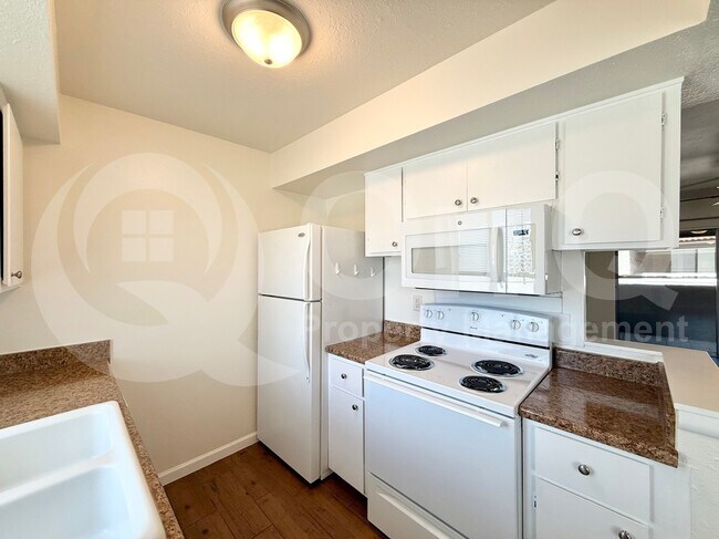 Foto del edificio - 4444 E Paradise Village Pkwy N