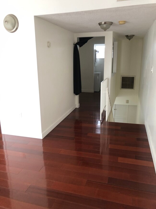 Foto del edificio - 9363 Fontainebleau Blvd