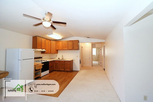 Building Photo - 2265 Hartnell Ave