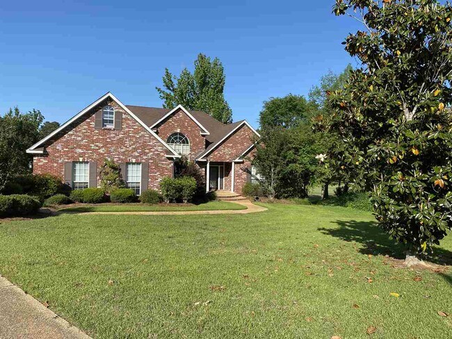 Building Photo - 244 Greensview Dr