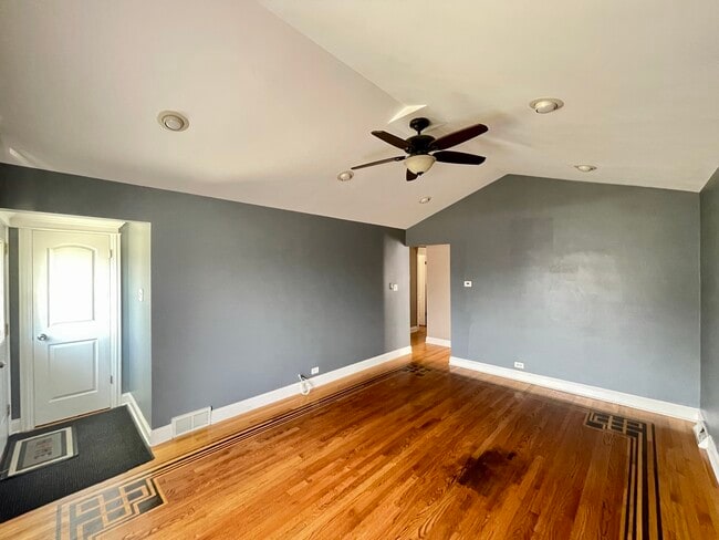 Building Photo - 6840 W 64th St