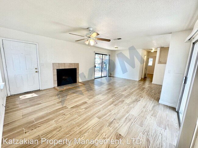 Building Photo - 2 br, 2 bath House - 6622 Village Green Drive