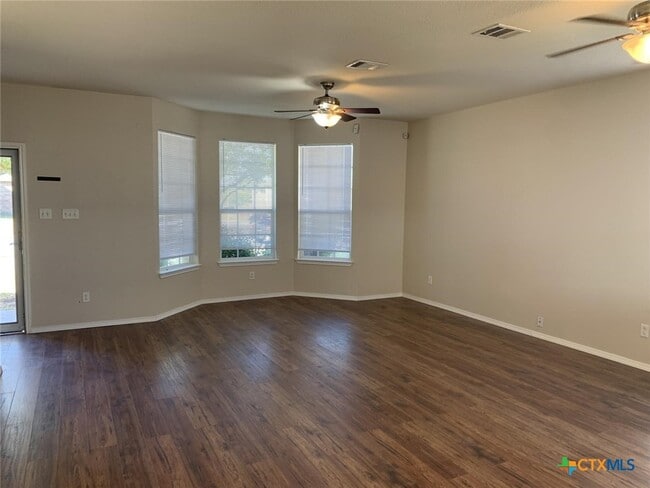 Building Photo - 5506 Bridgewood Dr