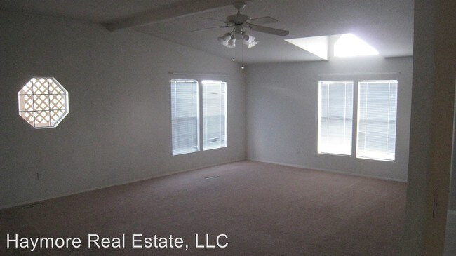 Building Photo - 5710 S Mountain Side Ln