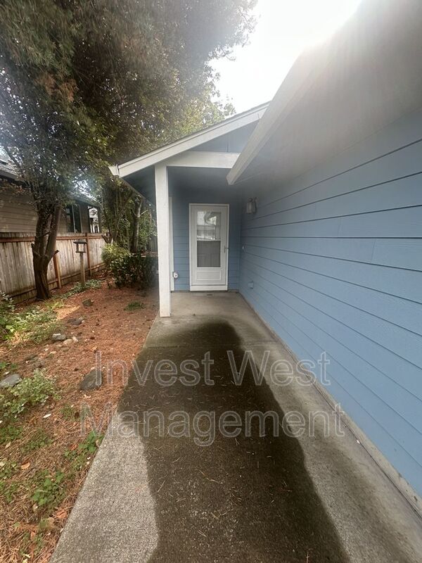 Foto del edificio - 4211 NE 135th Ave