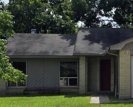 Building Photo - 22819 Carter Gate Dr