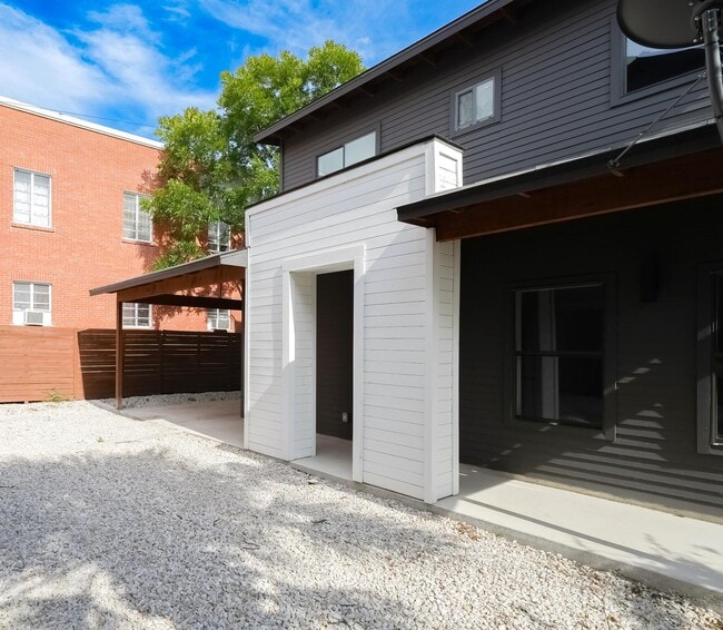 Building Photo - Modern Denver Heights home by Dignowity & downtown