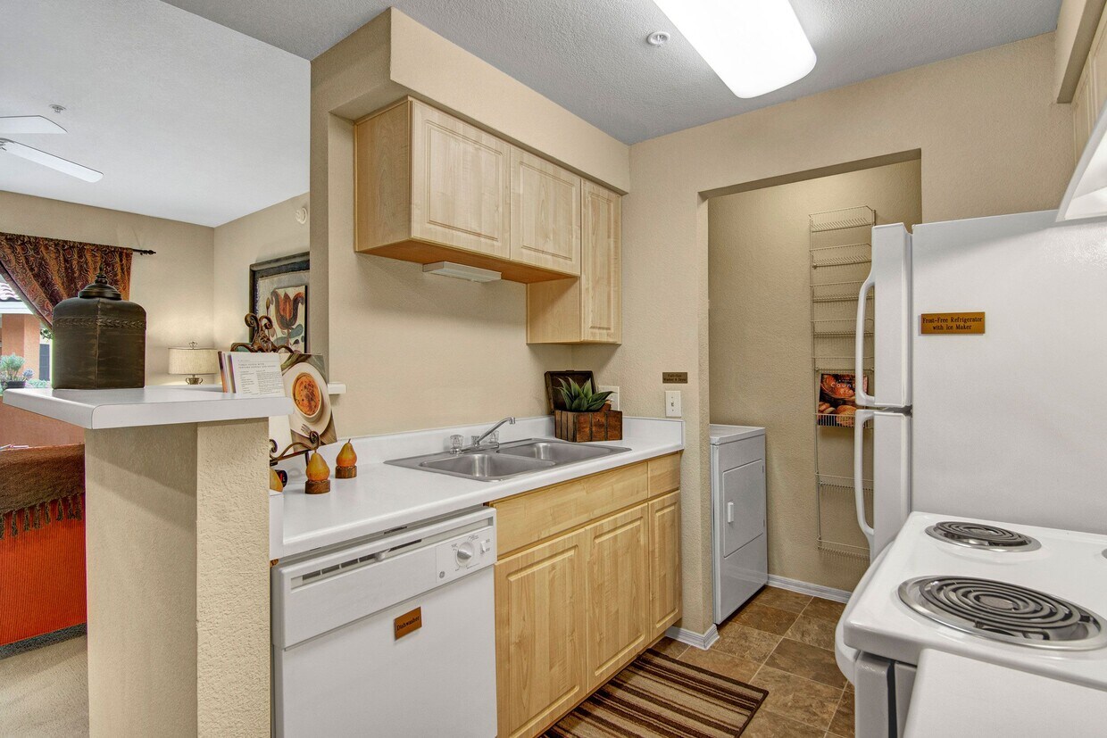 Retiro en Speedway Kitchen - The Retreat at Speedway